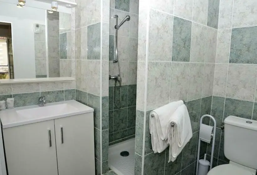 Standard-huone, Hôtel Des Arceaux