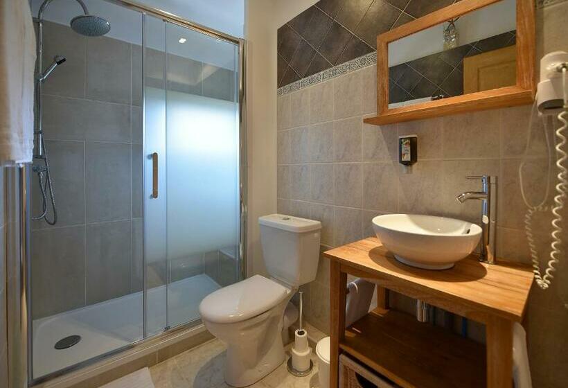 חדר קלאסי עם נוף להרים, Palazzu & Spa   Adult Only