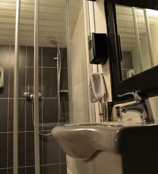 غرفة قياسية, Villa Cyriel