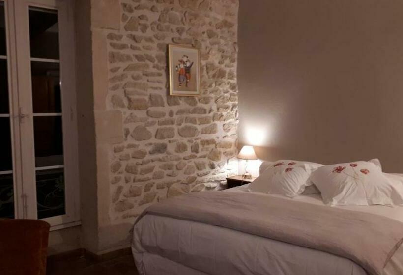 غرفة قياسية سرير كينج, La Demeure Bed And Breakfast