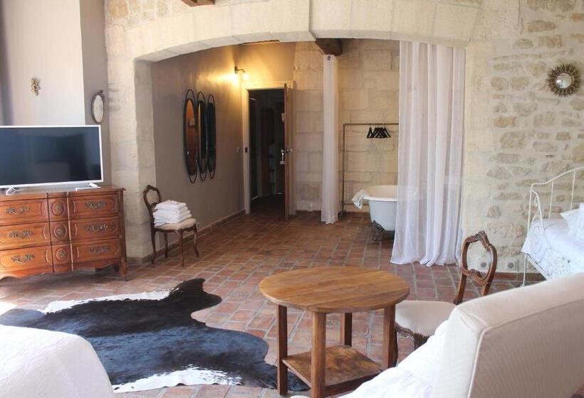 غرفة قياسية سرير كينج, La Demeure Bed And Breakfast