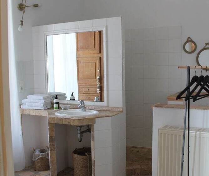 Номер Стандарт, La Demeure Bed And Breakfast