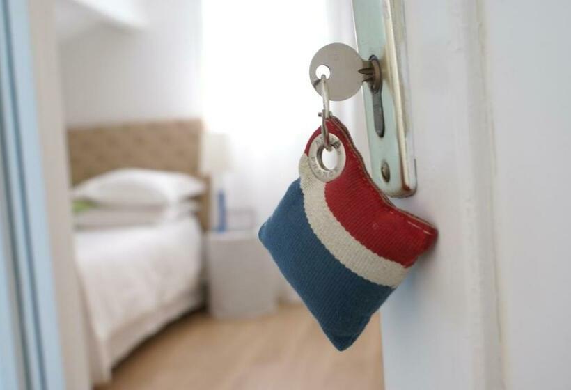 غرفة قياسية, Chambre D'hôtes Etchebri