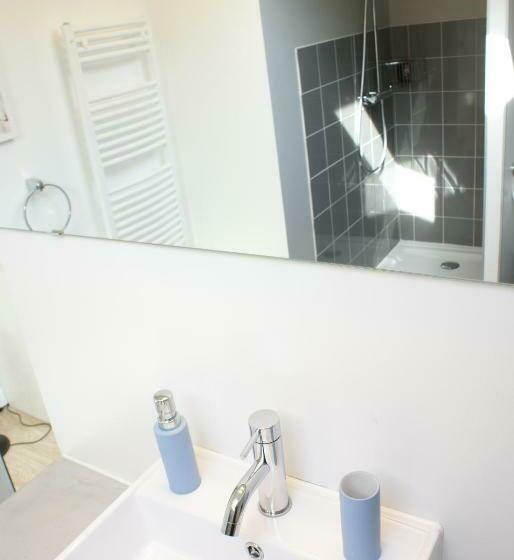 غرفة قياسية, Chambre D'hôtes Etchebri