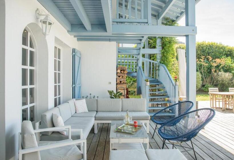 فيلا غرفة نوم واحدة مع مسبح, Chambre D'hôtes Etchebri