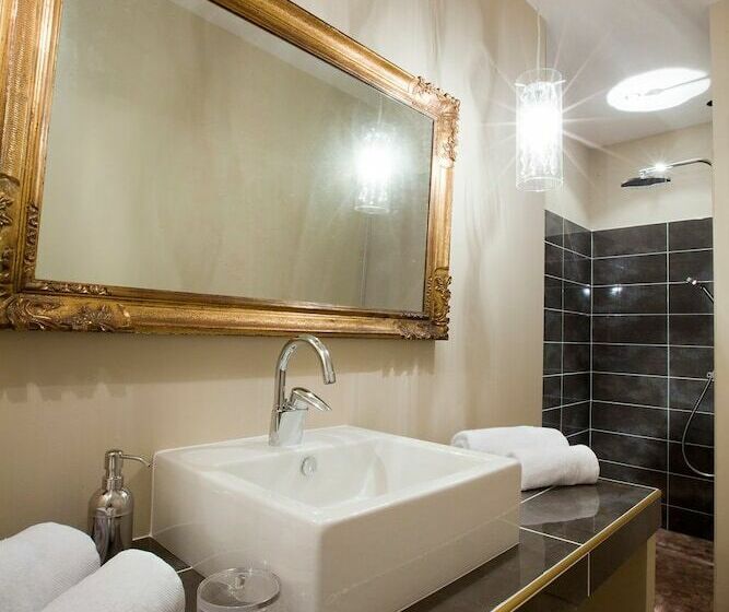 Номер Стандарт, Les Terrasses De La Maison Pago