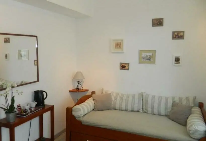 ファミリールーム, Chambres & Tables D'hôtes L'ostal De Pombonne