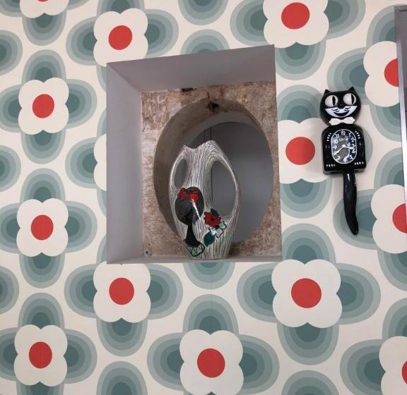 Apartament 1 Sypialnia Ogród, Chambres & Tables D'hôtes L'ostal De Pombonne