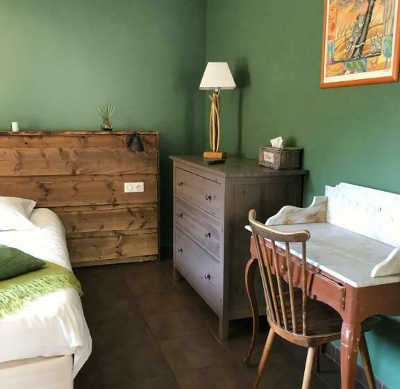 스탠다드 트리플 룸, Chez Jeanmyvonne