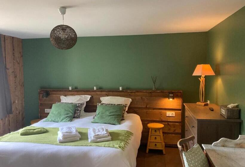 스탠다드 트리플 룸, Chez Jeanmyvonne