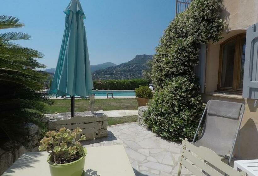 스탠다드 룸, La Bastide De Freinet