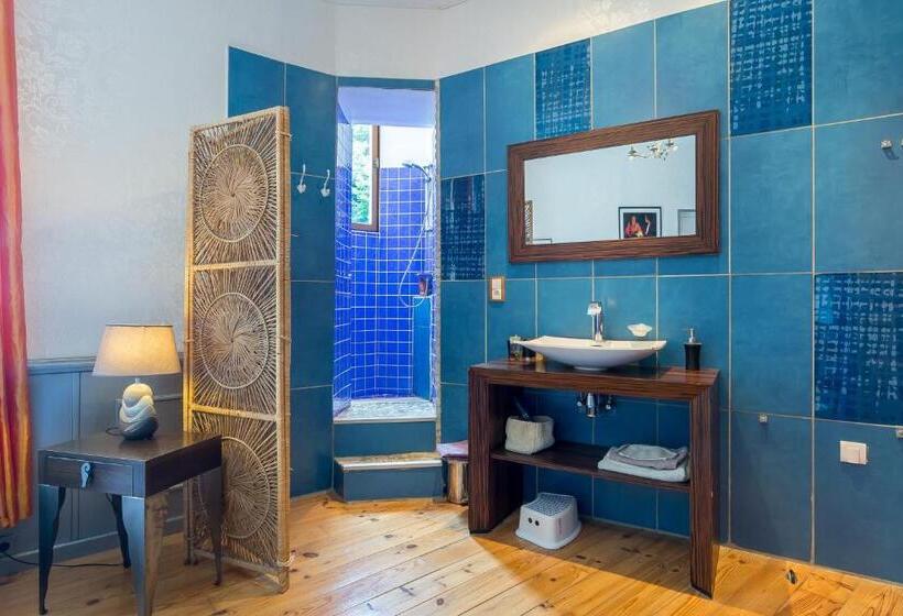 غرفة قياسية فردية, Le Berthoir