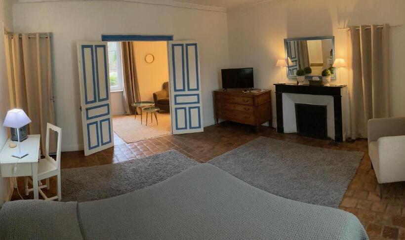 جناح مطلّ علي الحديقة, Le Béguinage