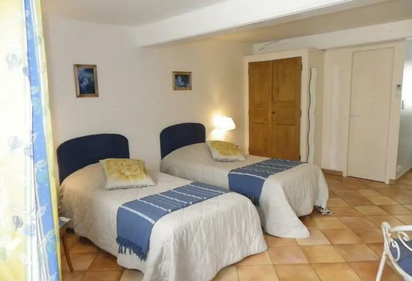 Standard-huone, Le Cottage Du Château
