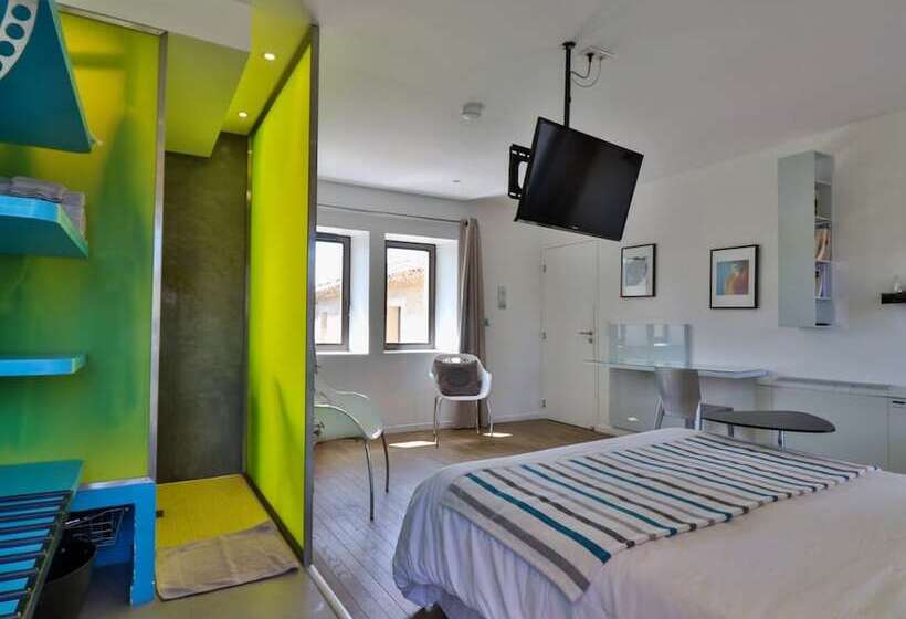 Номер Стандарт, Le Jour Et La Nuit  Maison D Hôtes