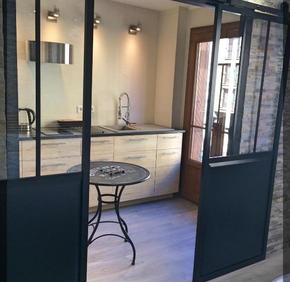 דירת חדר סופריור, Marseille City Chambres&appartements