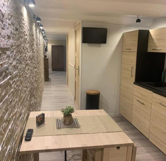 Апартаменты 2 Спальни, Marseille City Chambres&appartements