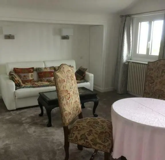 Standard-huone Merinäkymä Parveke, Villa Erresiñolettean