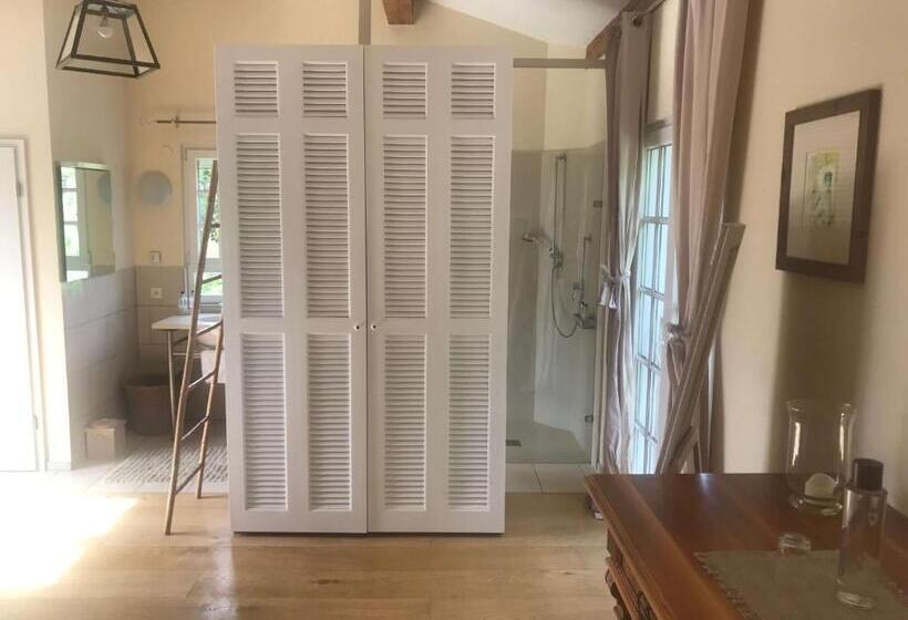 수피리어 룸 풀장 전망, Villa La Begude   Boutique Luxury B&b