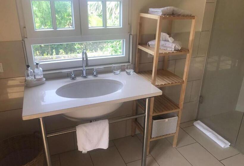 Номер Superior Вид на Бассейн, Villa La Begude   Boutique Luxury B&b