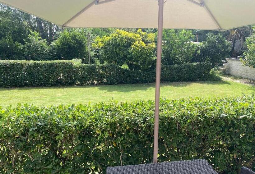 Номер Стандарт Вид на Сад, Villa La Begude   Boutique Luxury B&b