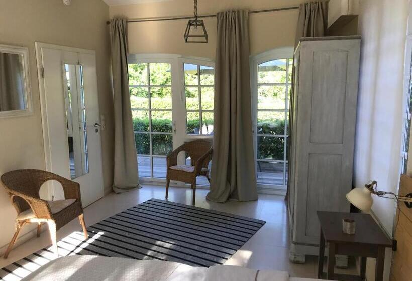 Номер Стандарт Вид на Сад, Villa La Begude   Boutique Luxury B&b