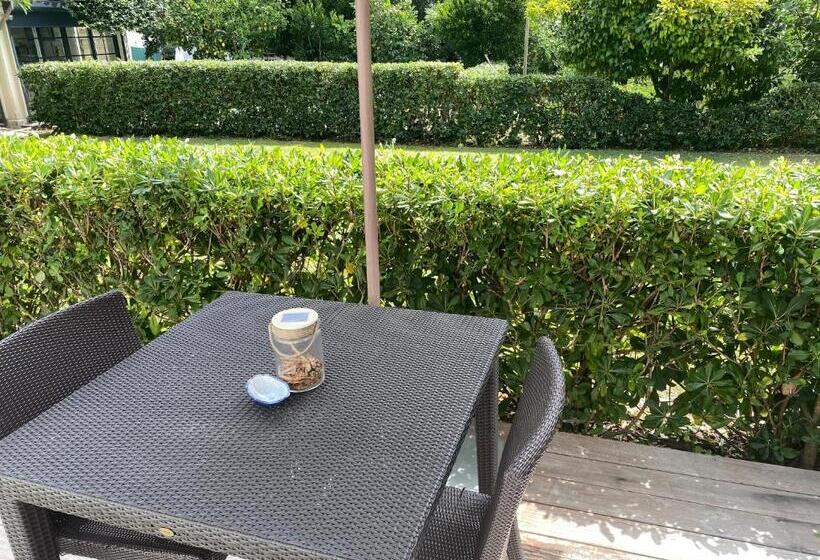 Номер Стандарт Вид на Сад, Villa La Begude   Boutique Luxury B&b