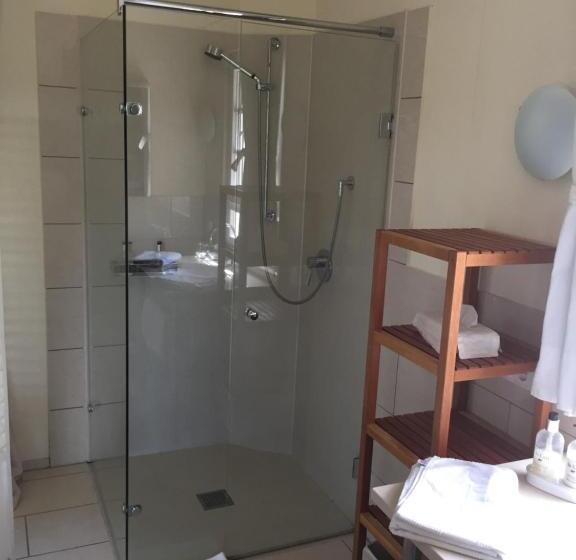 Номер Superior Вид на Бассейн, Villa La Begude   Boutique Luxury B&b