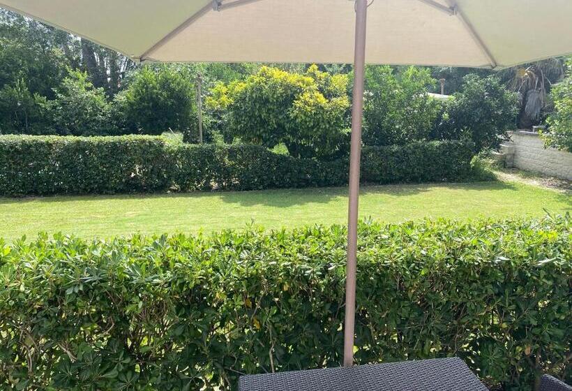 Номер Стандарт Вид на Сад, Villa La Begude   Boutique Luxury B&b