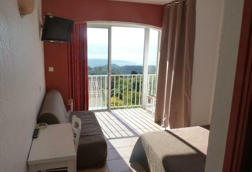 غرفة عائلية, Alata