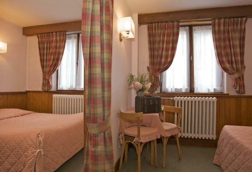 חדר משפחתי, Alp Hôtel