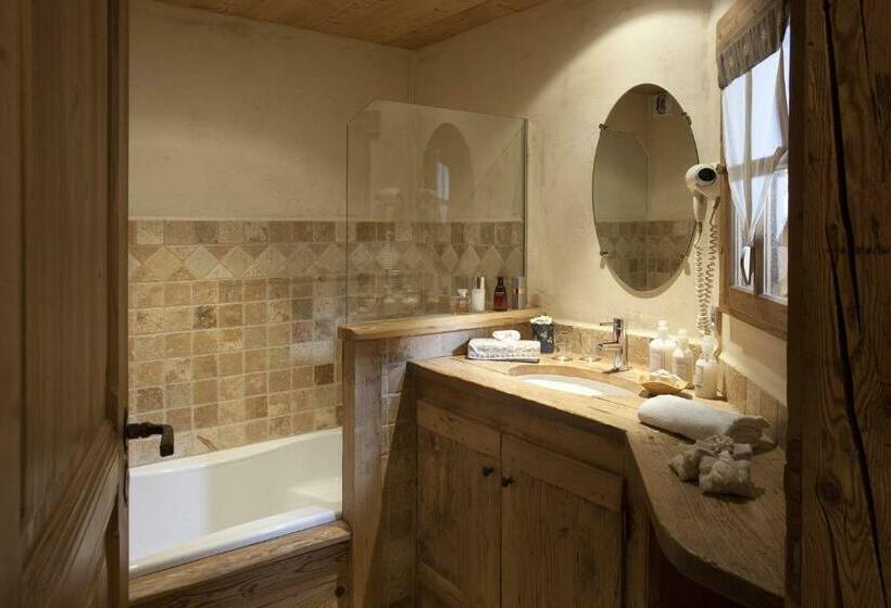 غرفة قياسية ثلاثية, Chalet Hôtel Les Fermes De Pierre & Anna