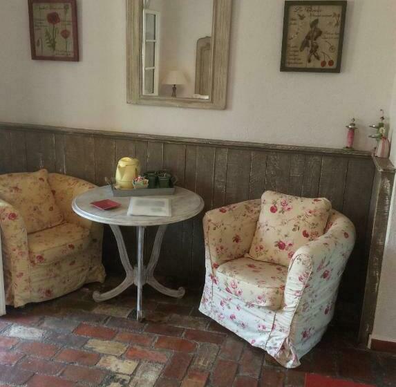 四人标准间, Clos Des Iris