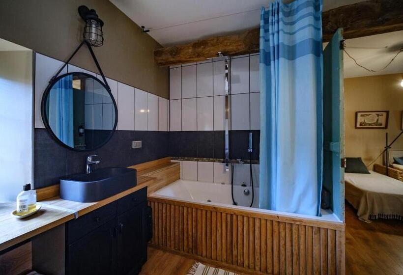 디럭스 룸 킹사이즈 침대, Domaine De La Pommeraye & Spa