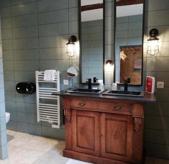 디럭스 룸 킹사이즈 침대, Domaine De La Pommeraye & Spa