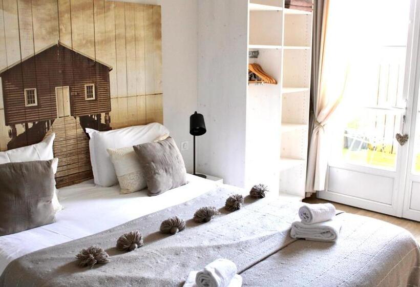 غرفة قياسية مزوَّدة بتراس, Fleur De Ré