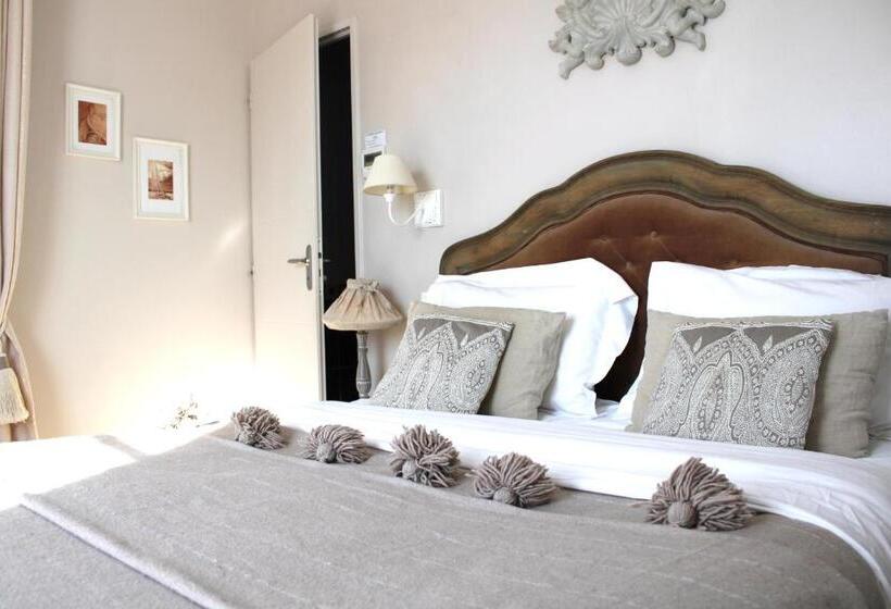 غرفة قياسية مزوَّدة بتراس, Fleur De Ré