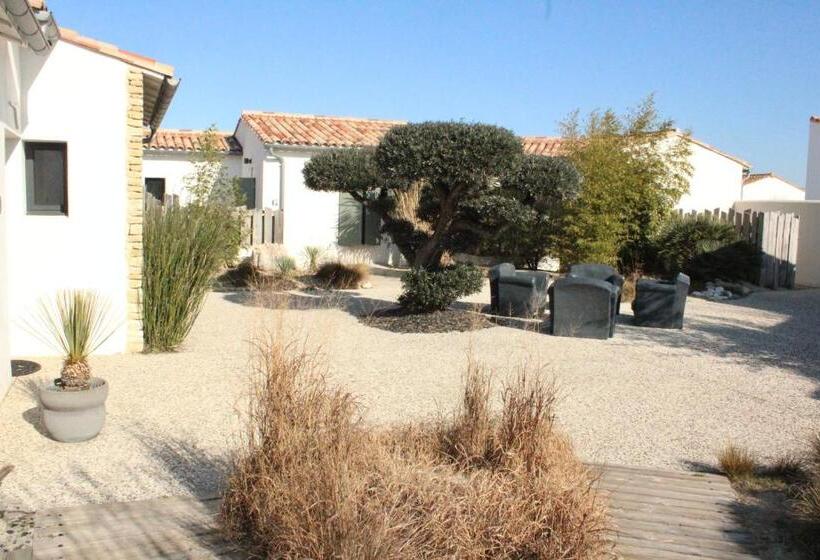 إستديو عائلى, Fleur De Ré