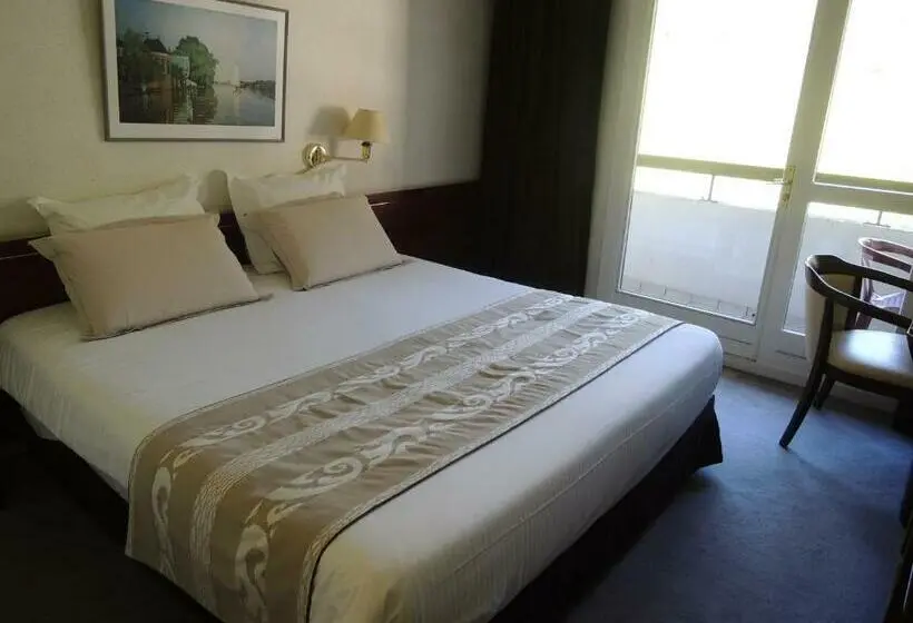 コンフォートルーム, Hôtel 4c