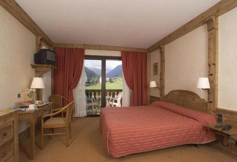 اتاق سوپریور خانوادگی, Hôtel Champs Fleuris Morzine