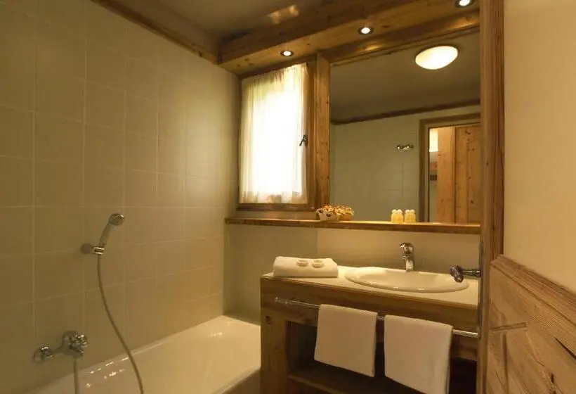اتاق سوپریور خانوادگی, Hôtel Champs Fleuris Morzine