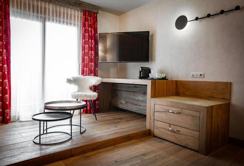 اتاق سوپریور خانوادگی, Hôtel Champs Fleuris Morzine