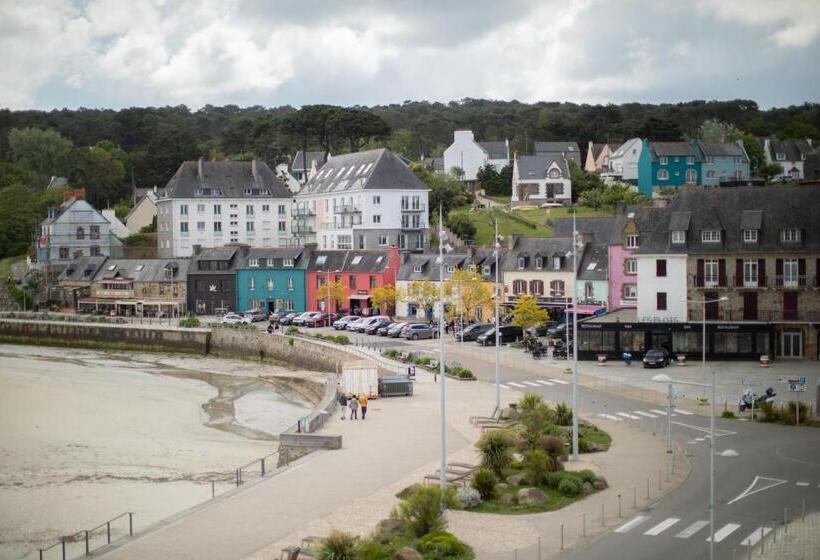 标准工作室, De La Baie