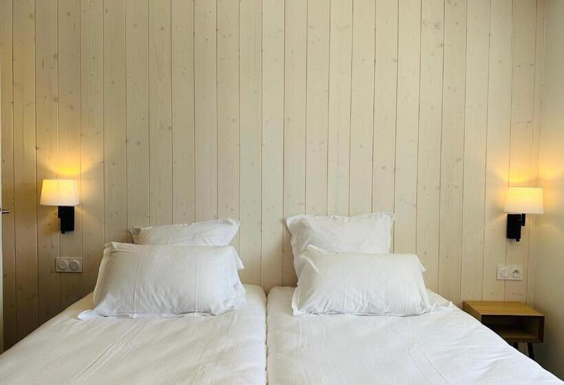 带海景的标准工作室, De La Baie