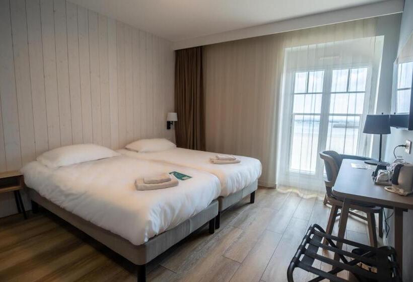 高级海景房, De La Baie