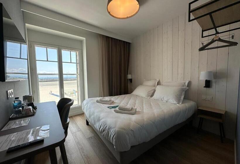 海景经济间, De La Baie