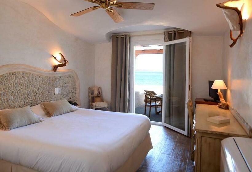 オーシャンビュースタンダードルームテラス付き, Hôtel Dolce Notte