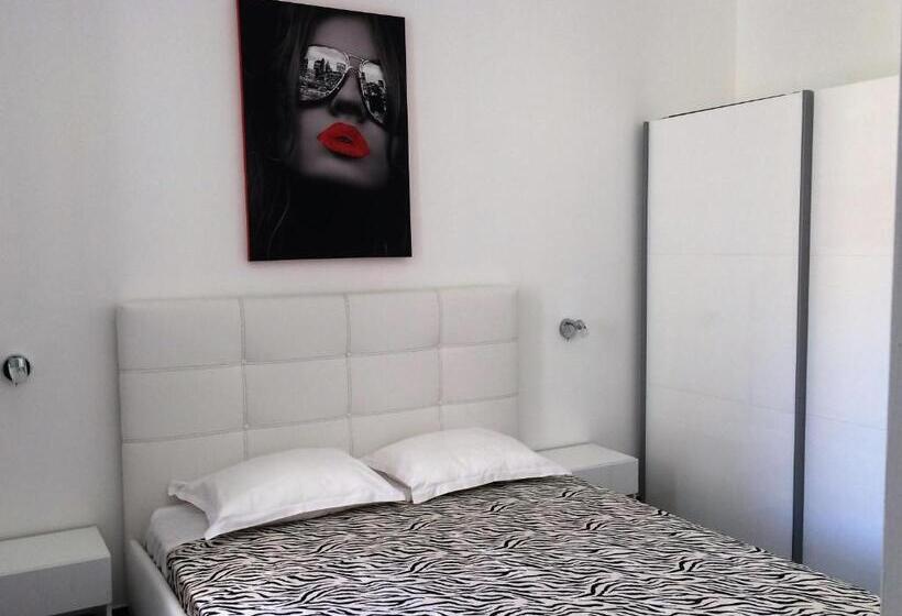 带1个卧室带泳池的公寓, Hôtel Eden Cassis   Parking Privé