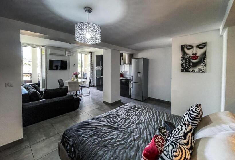 Люкс Повышенной Комфортности, Hôtel Eden Cassis   Parking Privé