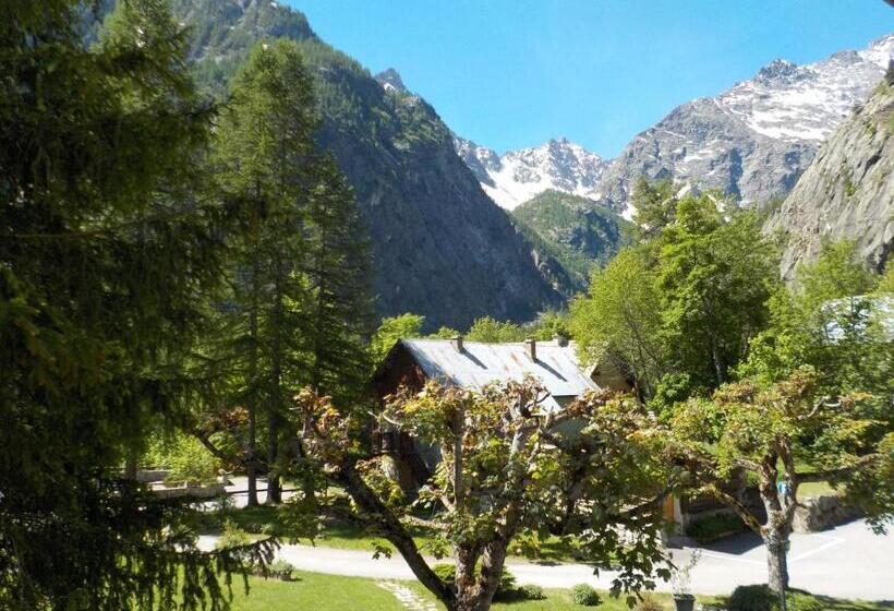 四人标准间, Hôtel Engilberge